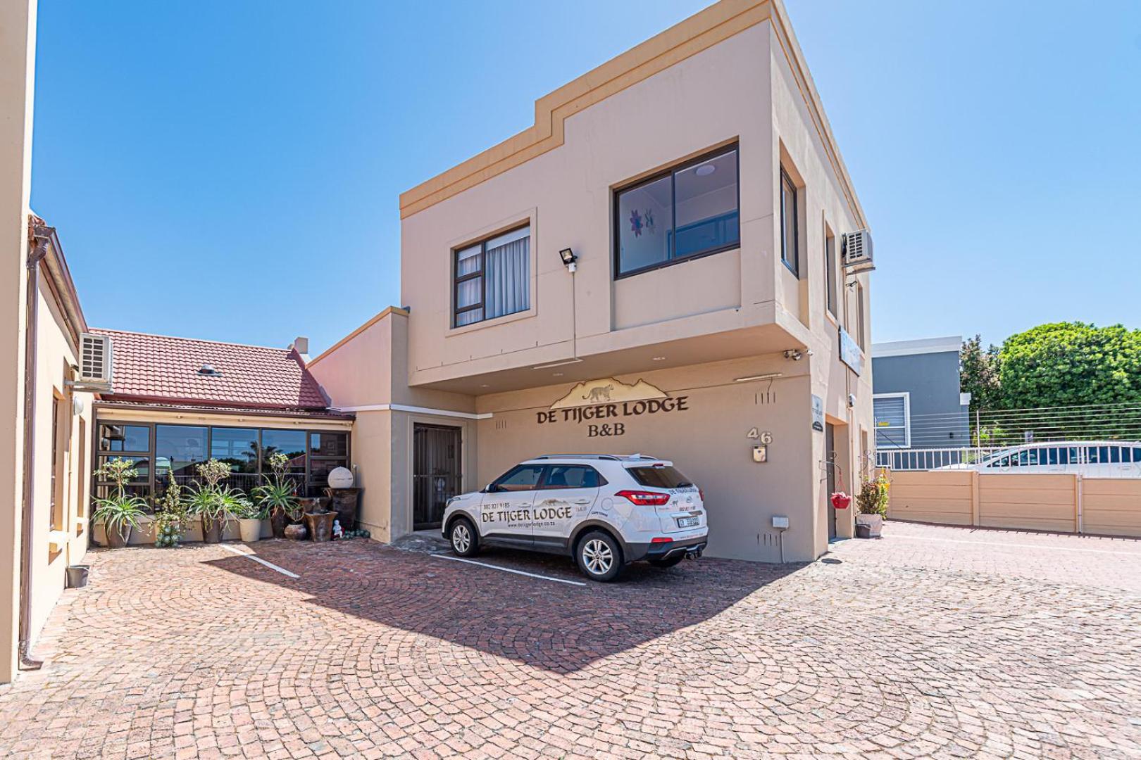 Guesthouse De Tijger Lodge Parow Esterno foto