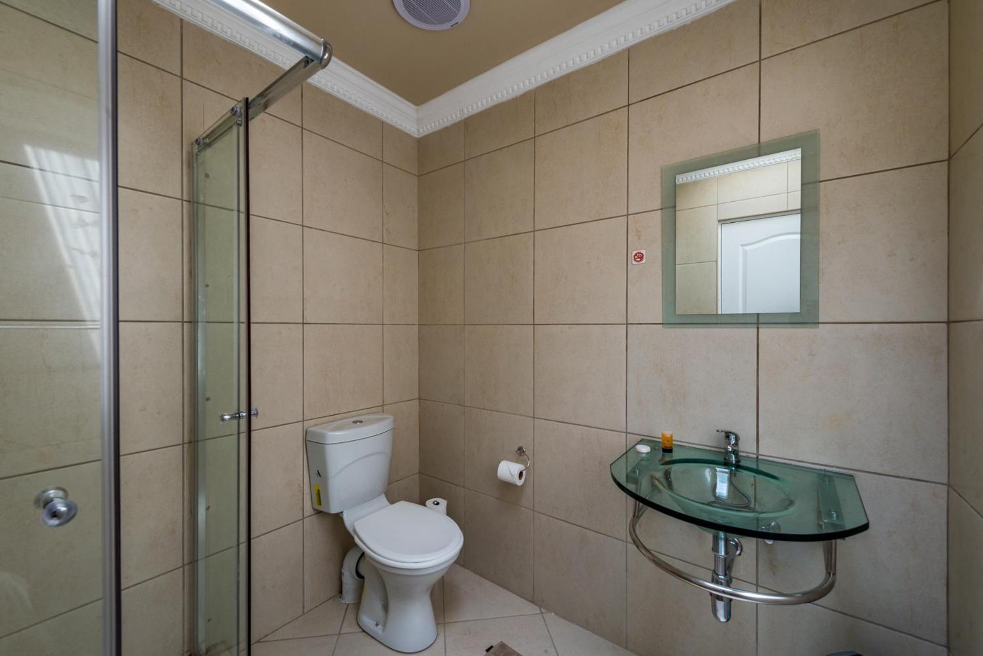 Guesthouse De Tijger Lodge Parow Esterno foto